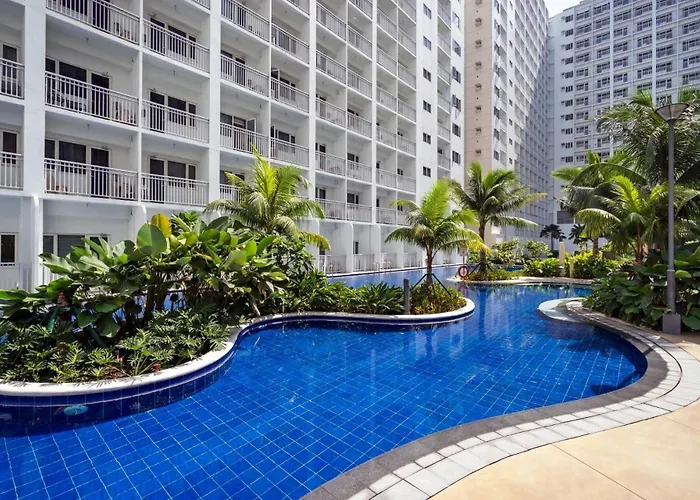 Sea Lavie Staycation *